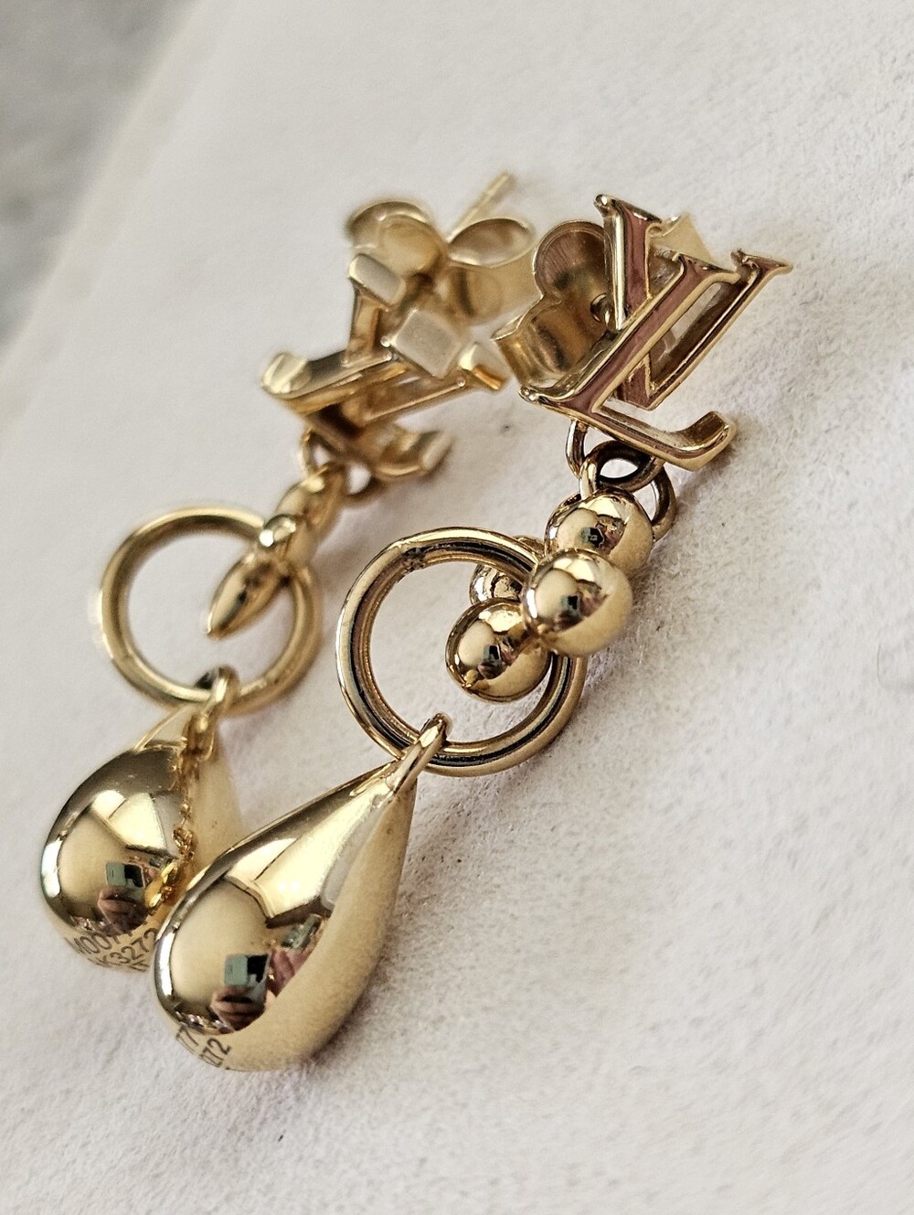 Louis Vuitton Flowergram Pendant Earrings